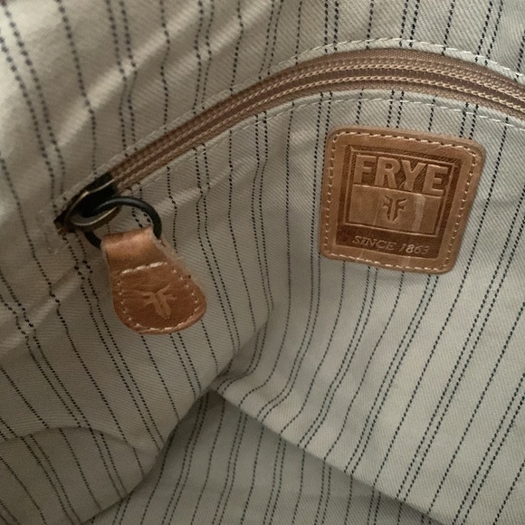 Frye Melissa distressed large handbag tote Washed Leather - Picture 12 of 15